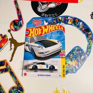 Mattel Hot Wheels '96 Porsche Carrera - White and Blue